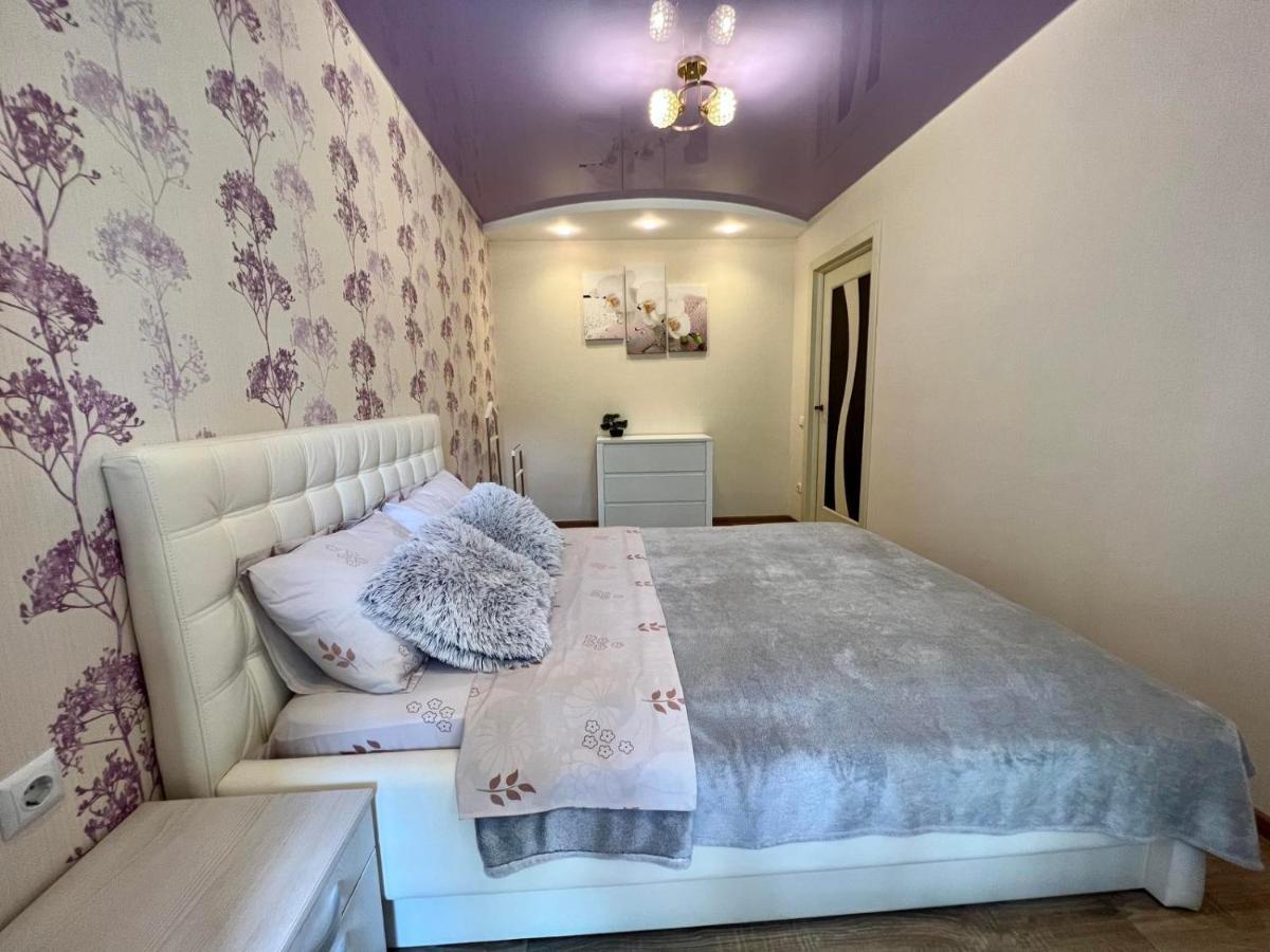 2-Комн Люкс В Центре Вишенки Vinița Exterior foto